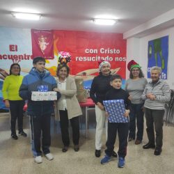 entrega-regalos-granada-01
