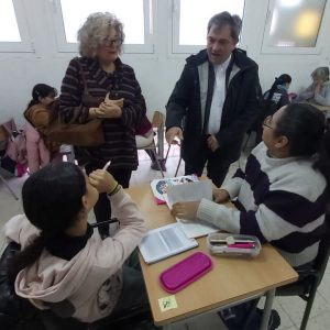 visita-obispo-aic-lleida-02